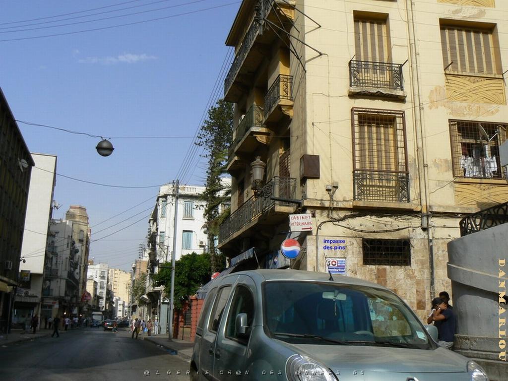 110 rue d'Arzew a droite impasse des pins .jpg